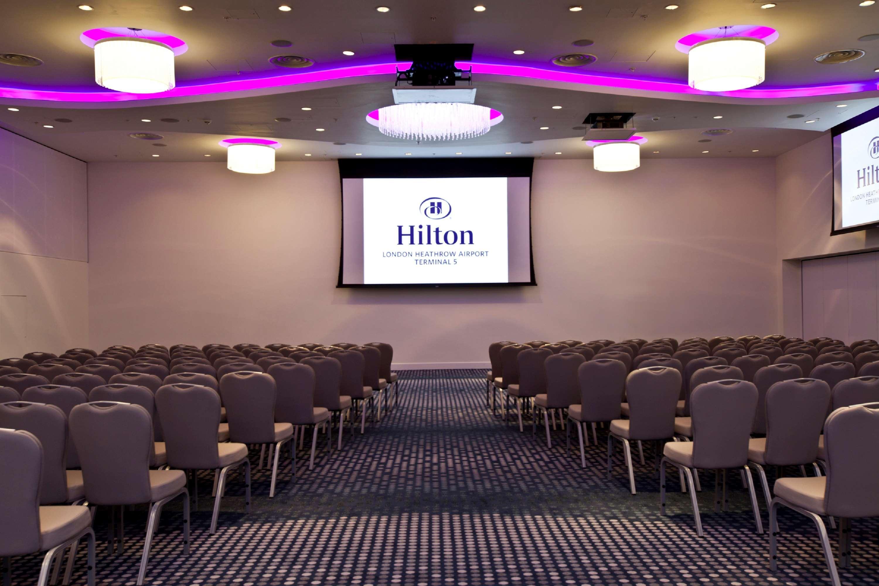 Hotel Hilton London Heathrow Airport Terminal 5 Hillingdon Exterior foto